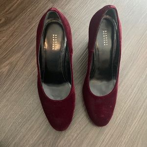 Barney’s New York velvet pumps
